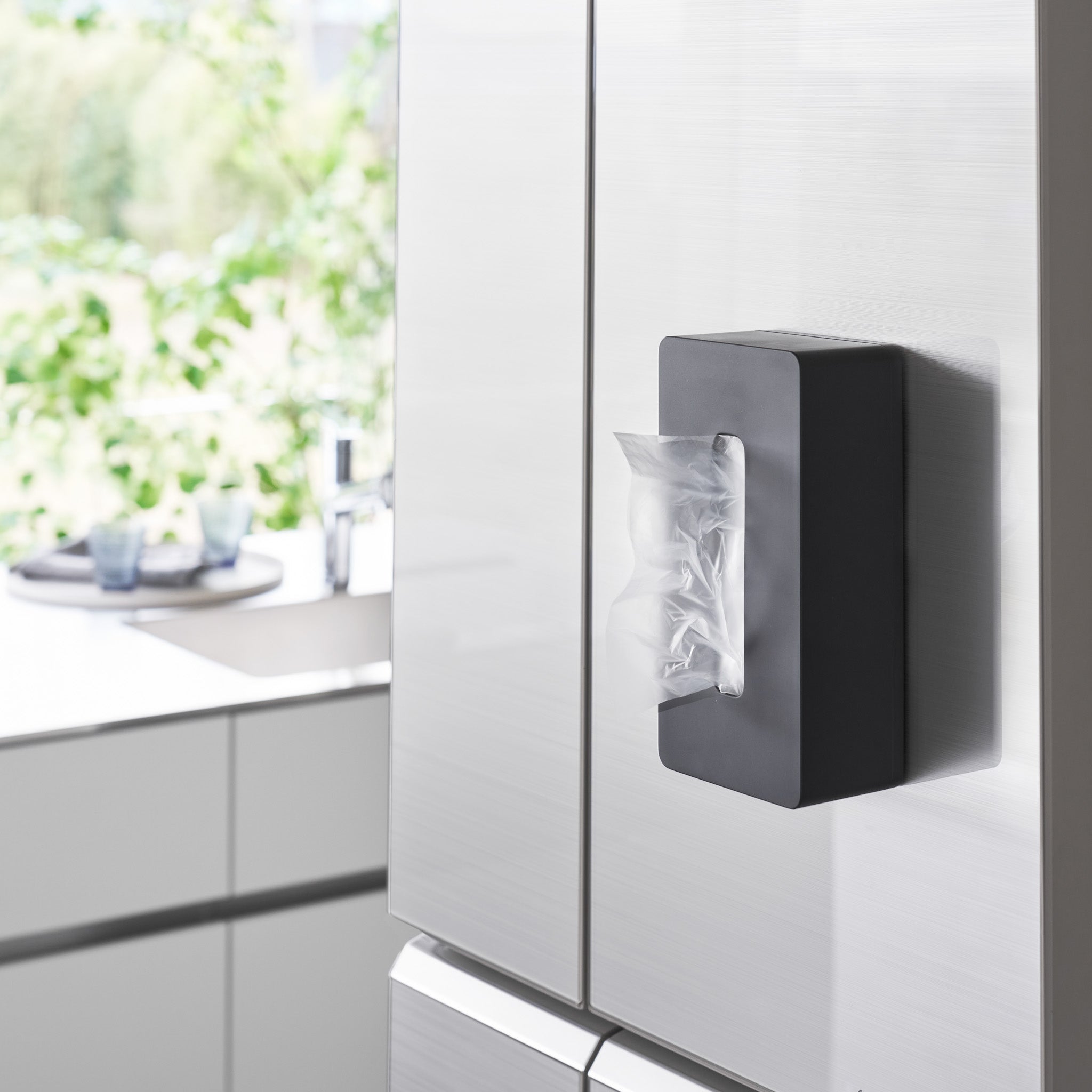 Film Hook Tissue Case