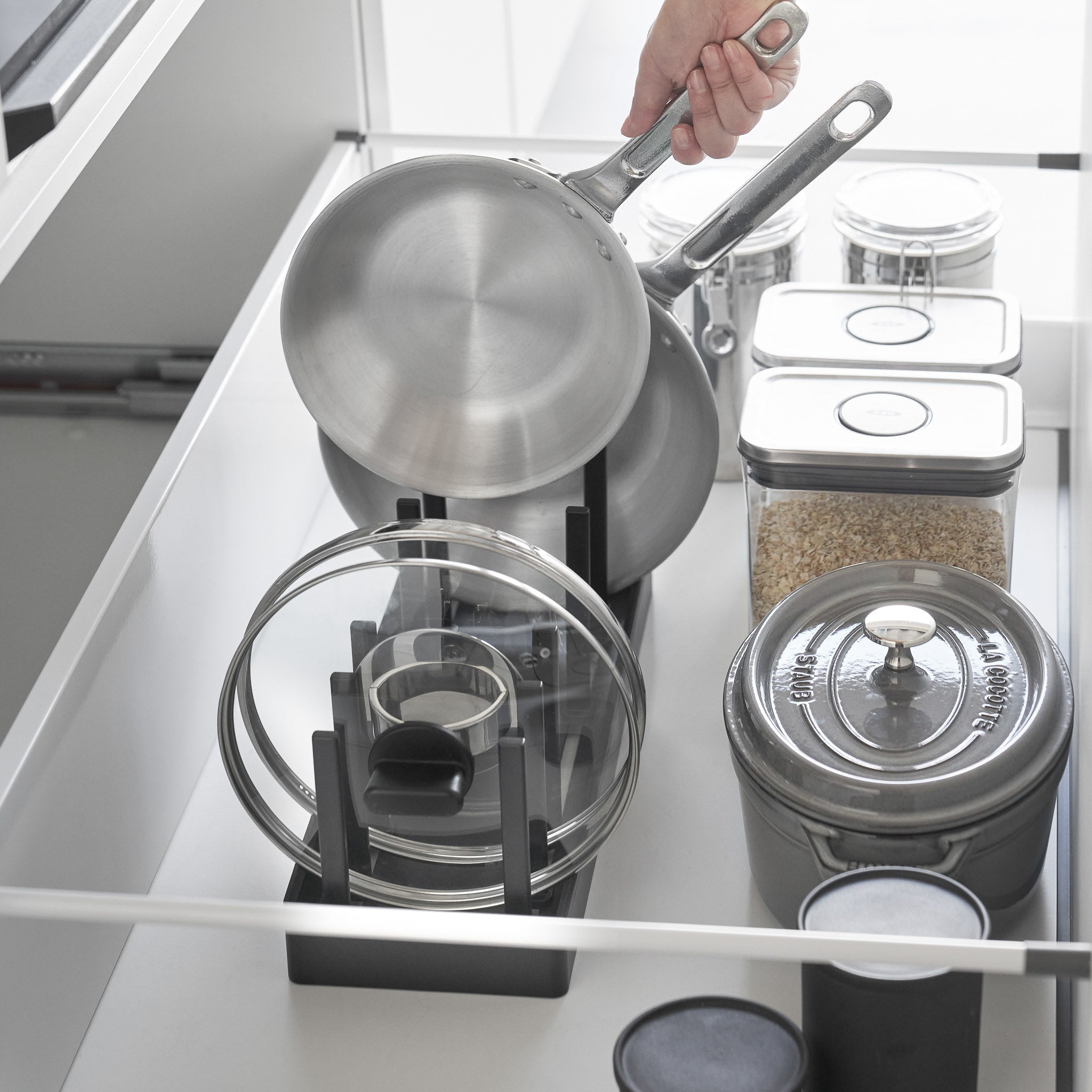 Adjustable Pot Lid & Pan Organizer