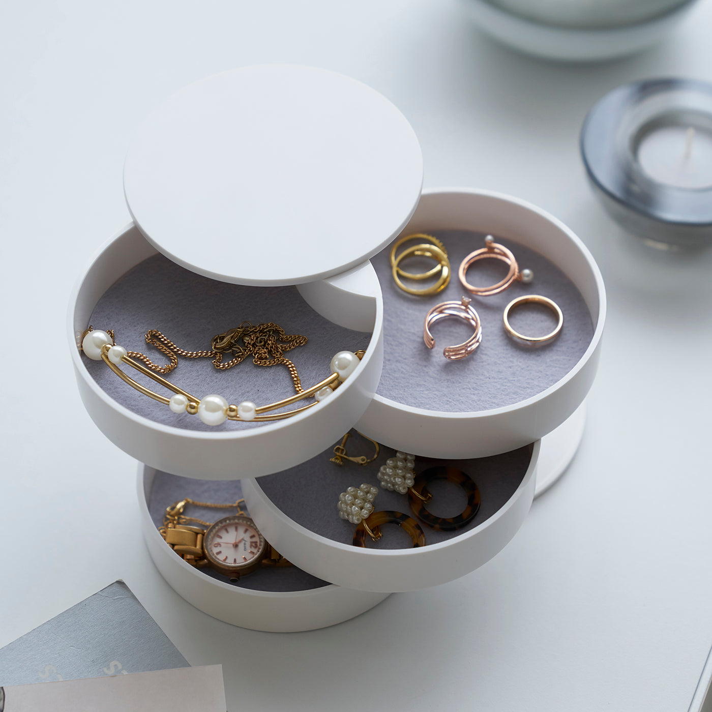 4-Tiered Accessory Box