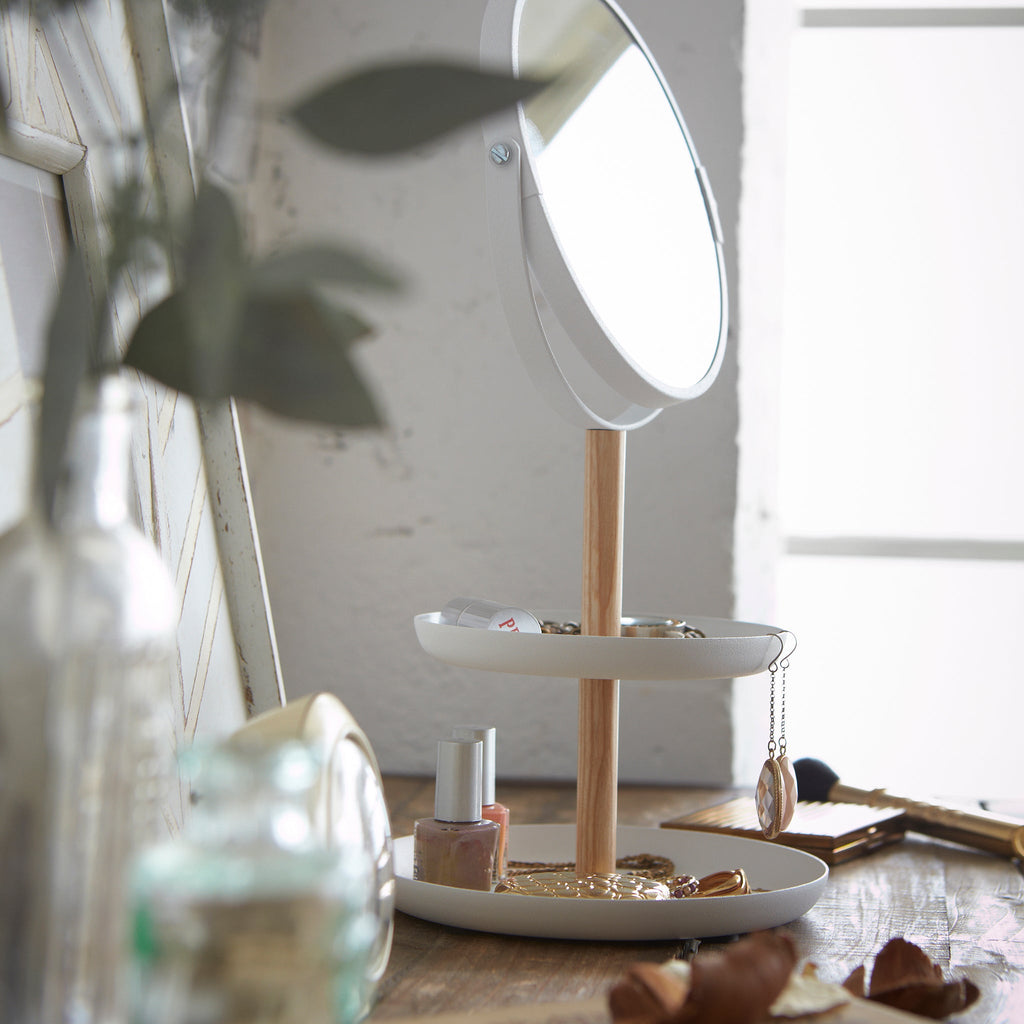 Makeup Mirror with Accessory Tray