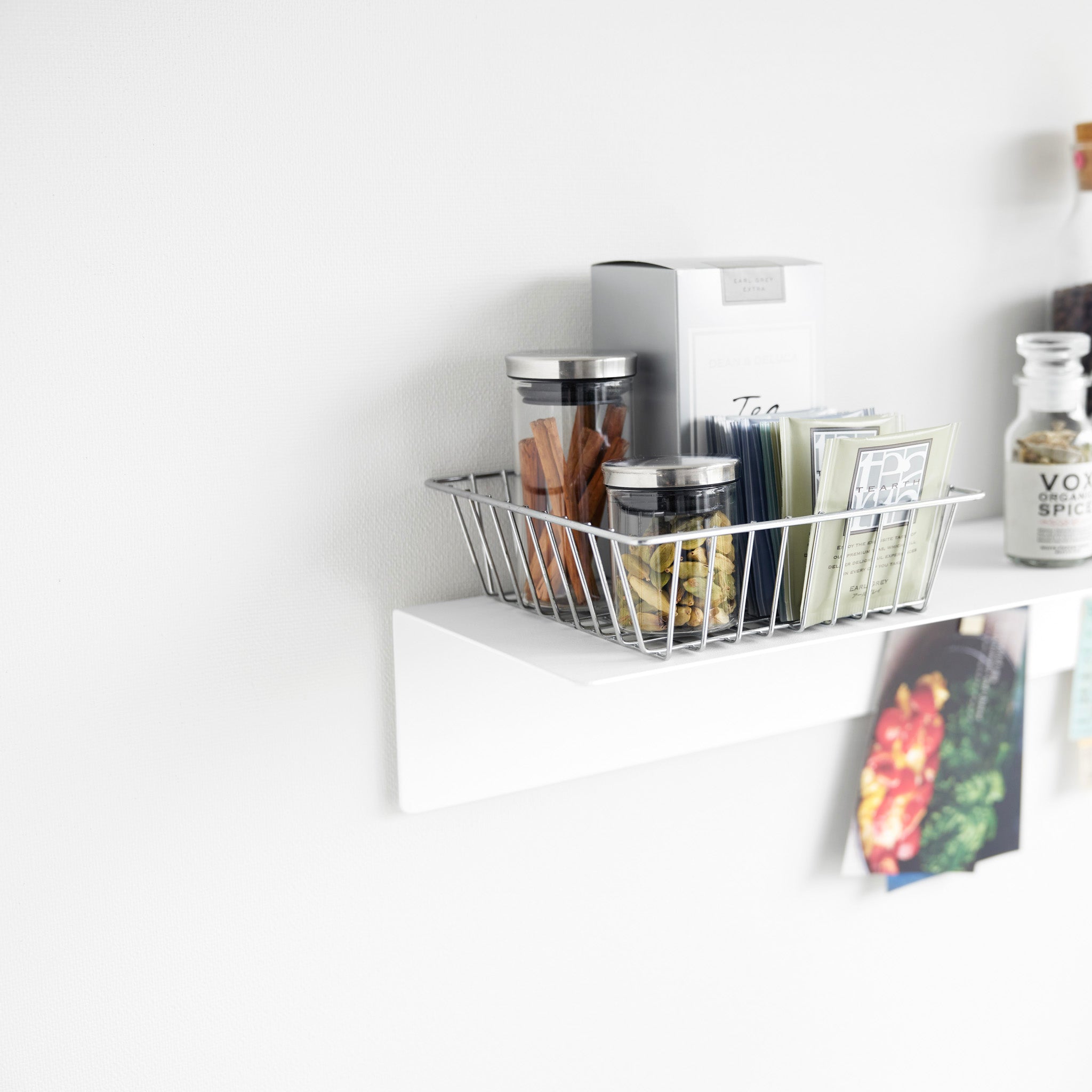 Wall-Mounted Shelf with Magnetic Panel (50 cm)
