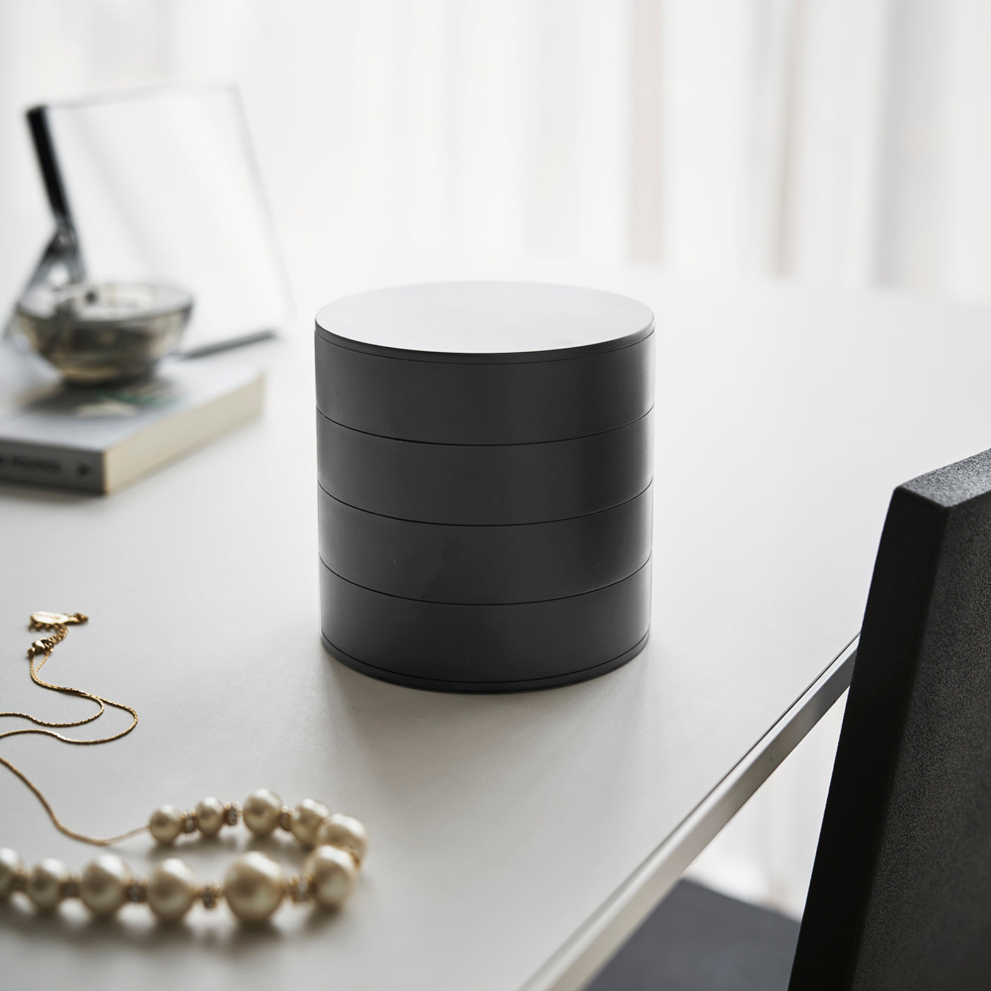 4-Tiered Accessory Box