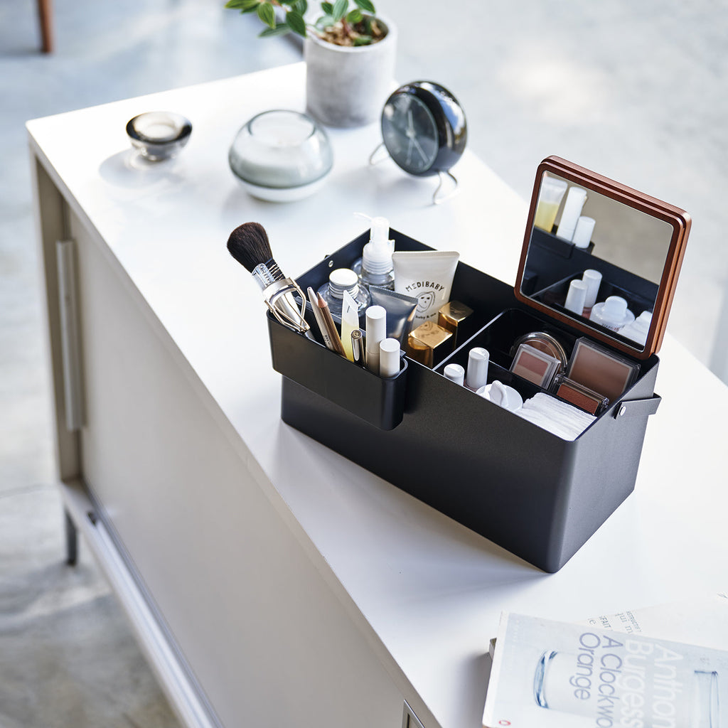 Makeup Box