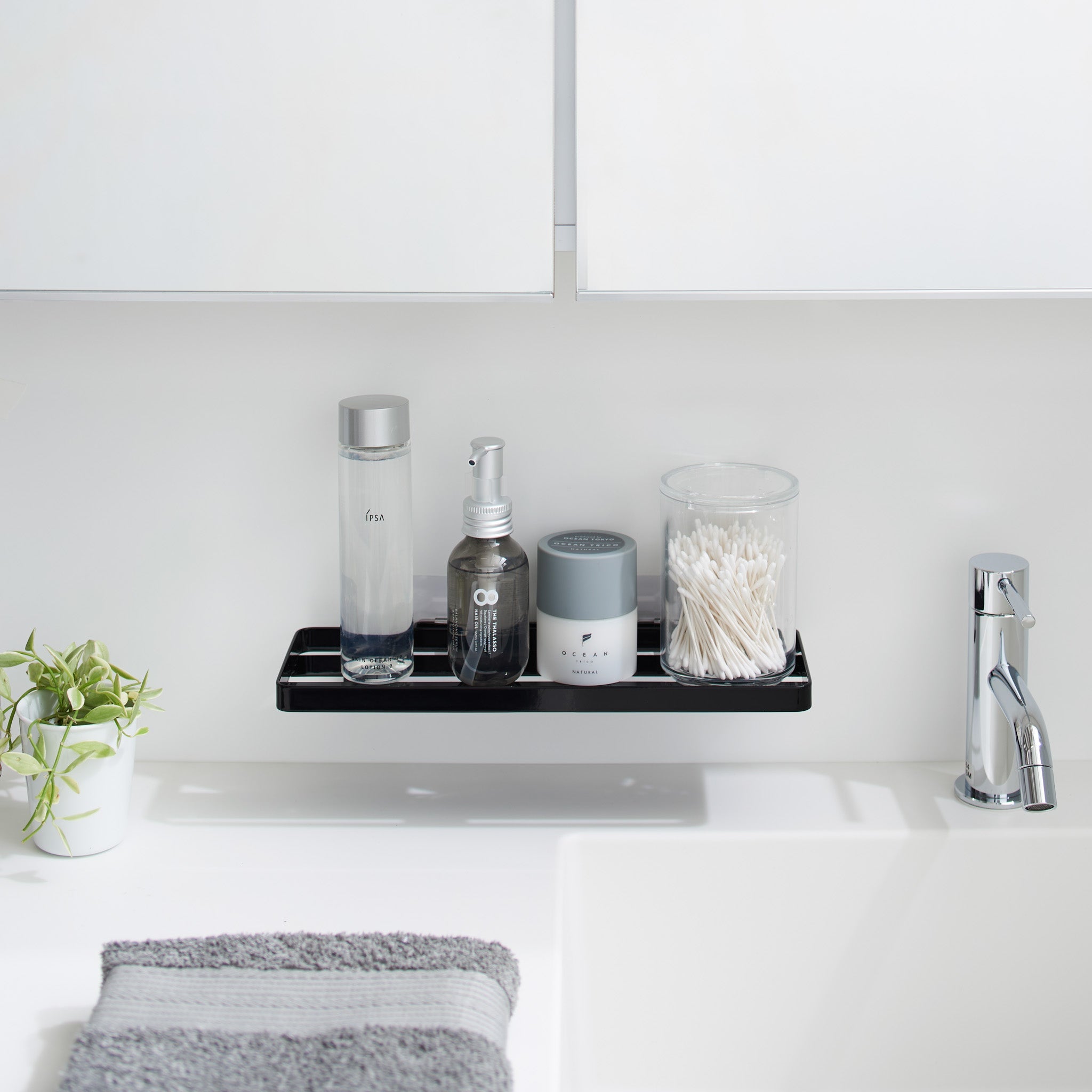 Film Hook Sanitary Tray