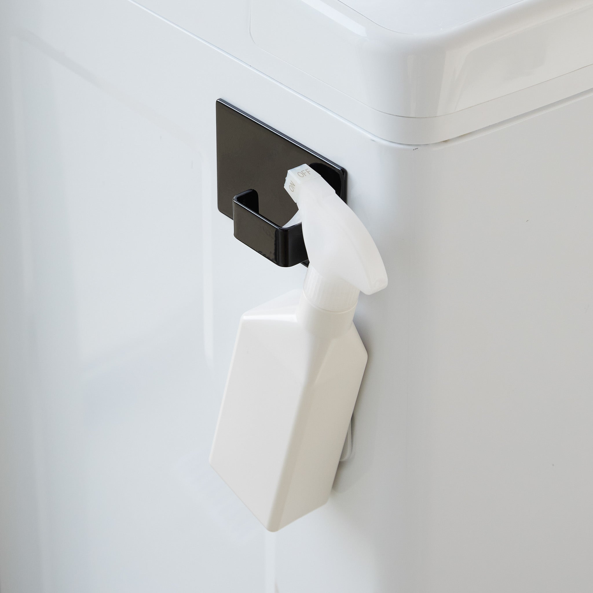 Magnetic Laundry Basket Hook