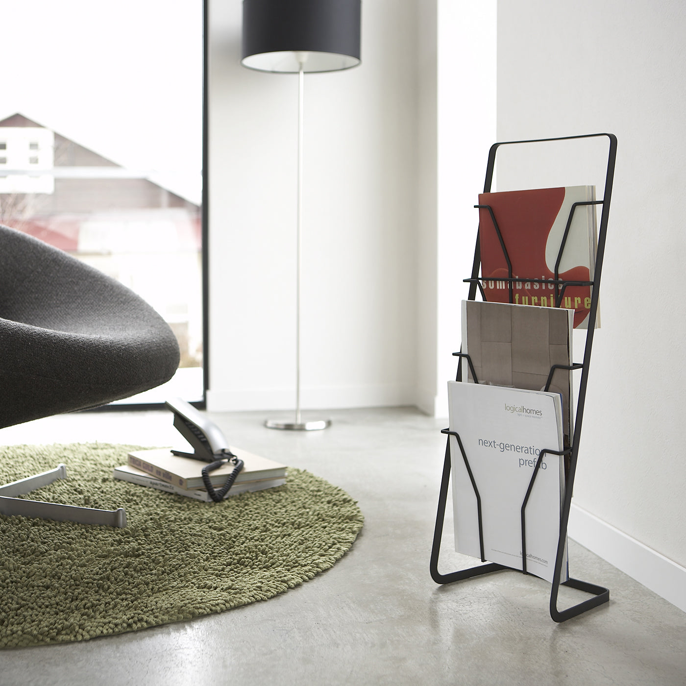 Magazine Rack with 4 Pockets