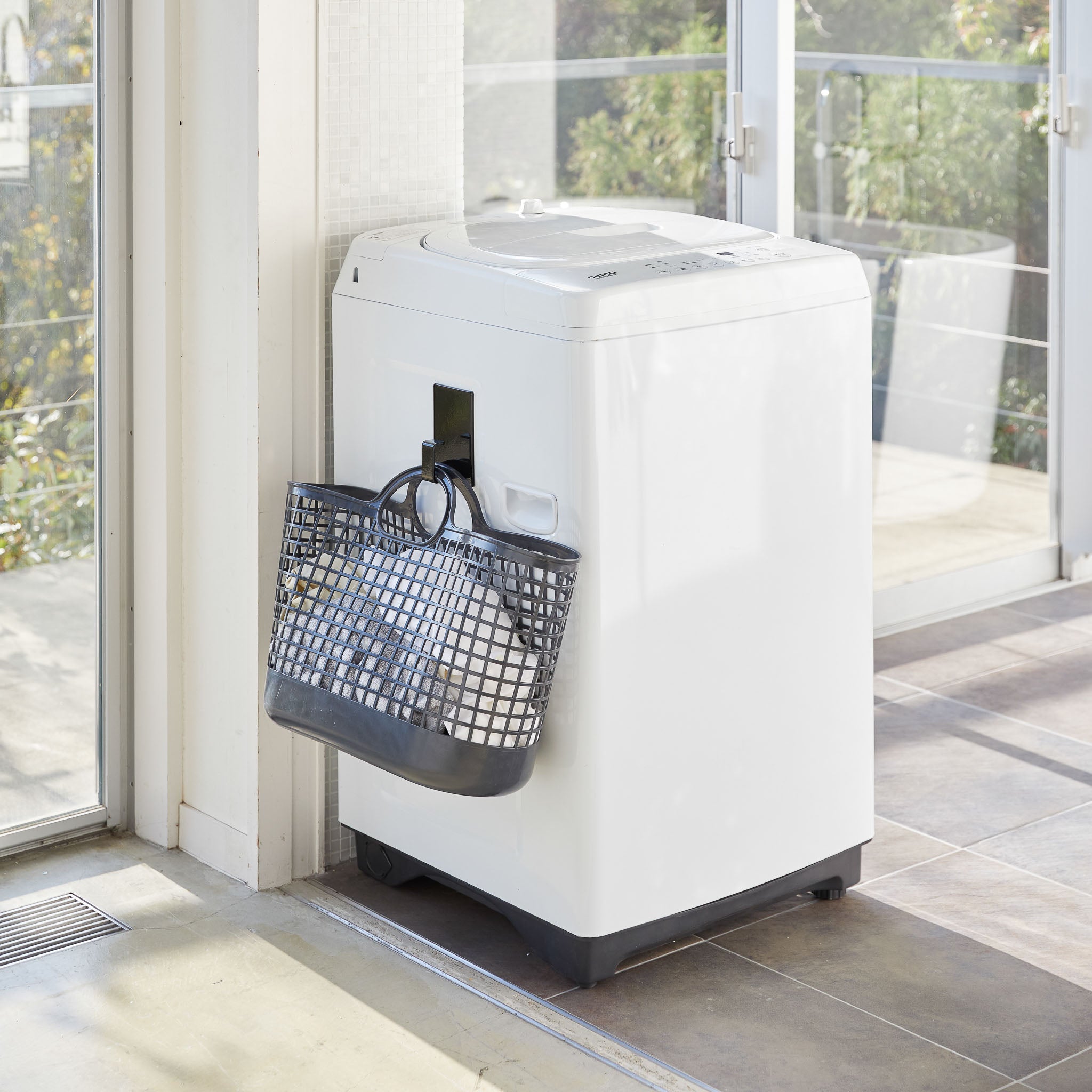 Magnetic Laundry Basket Hook