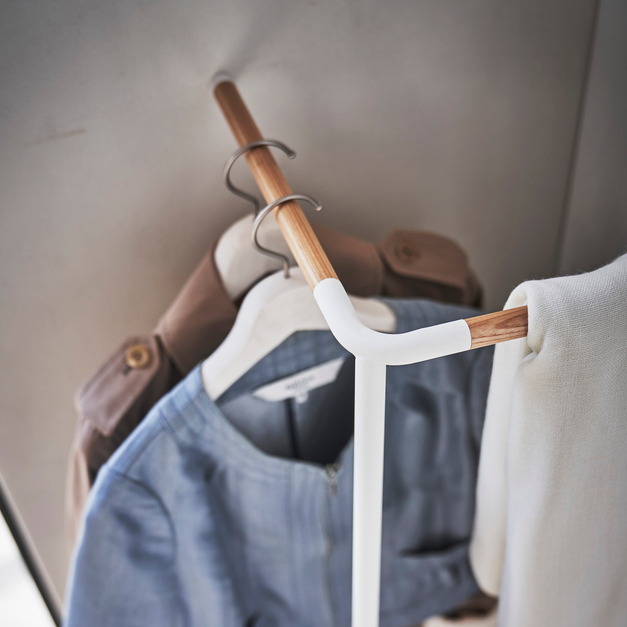 Leaning Corner Coat Rack