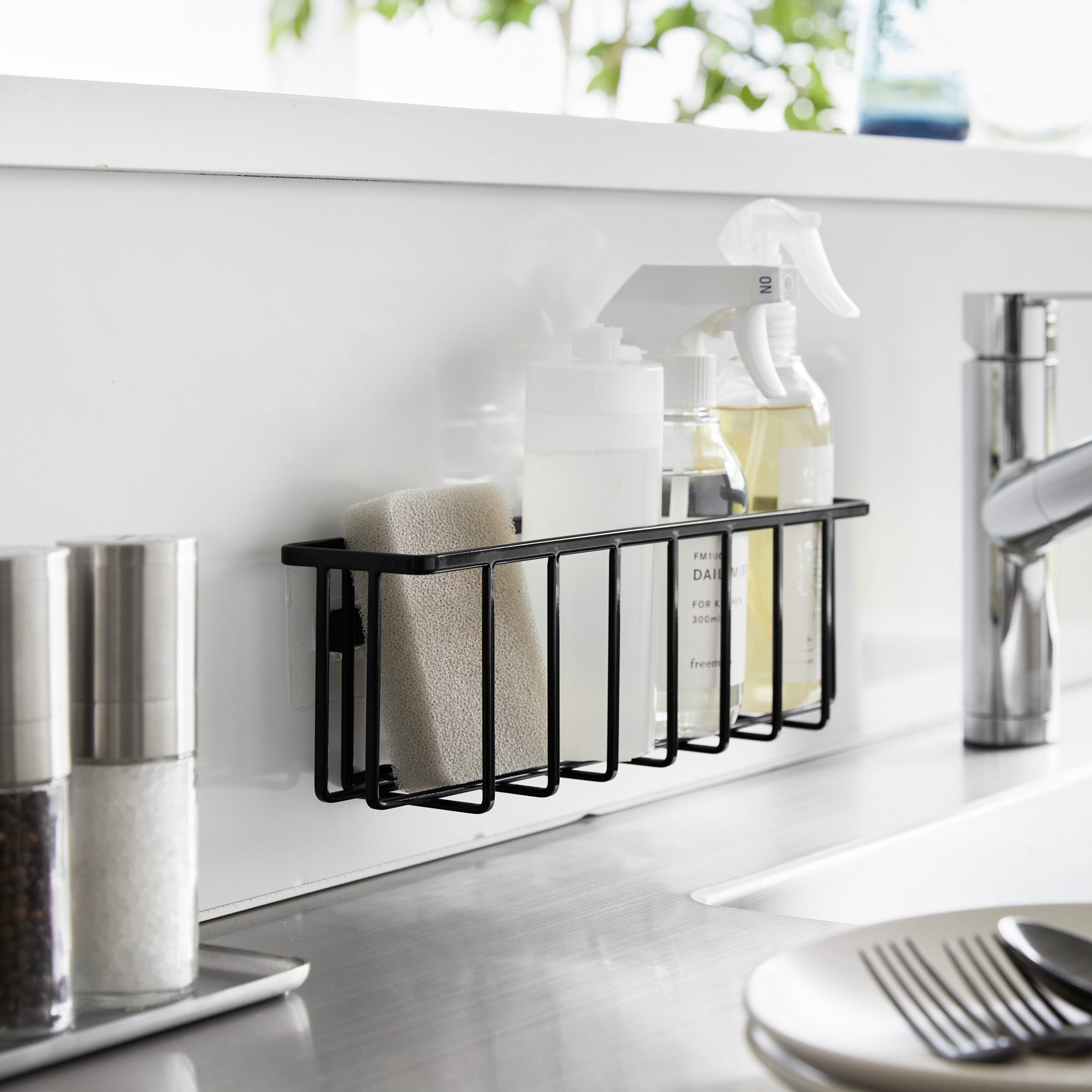 Film Hook Multi-Use Basket L