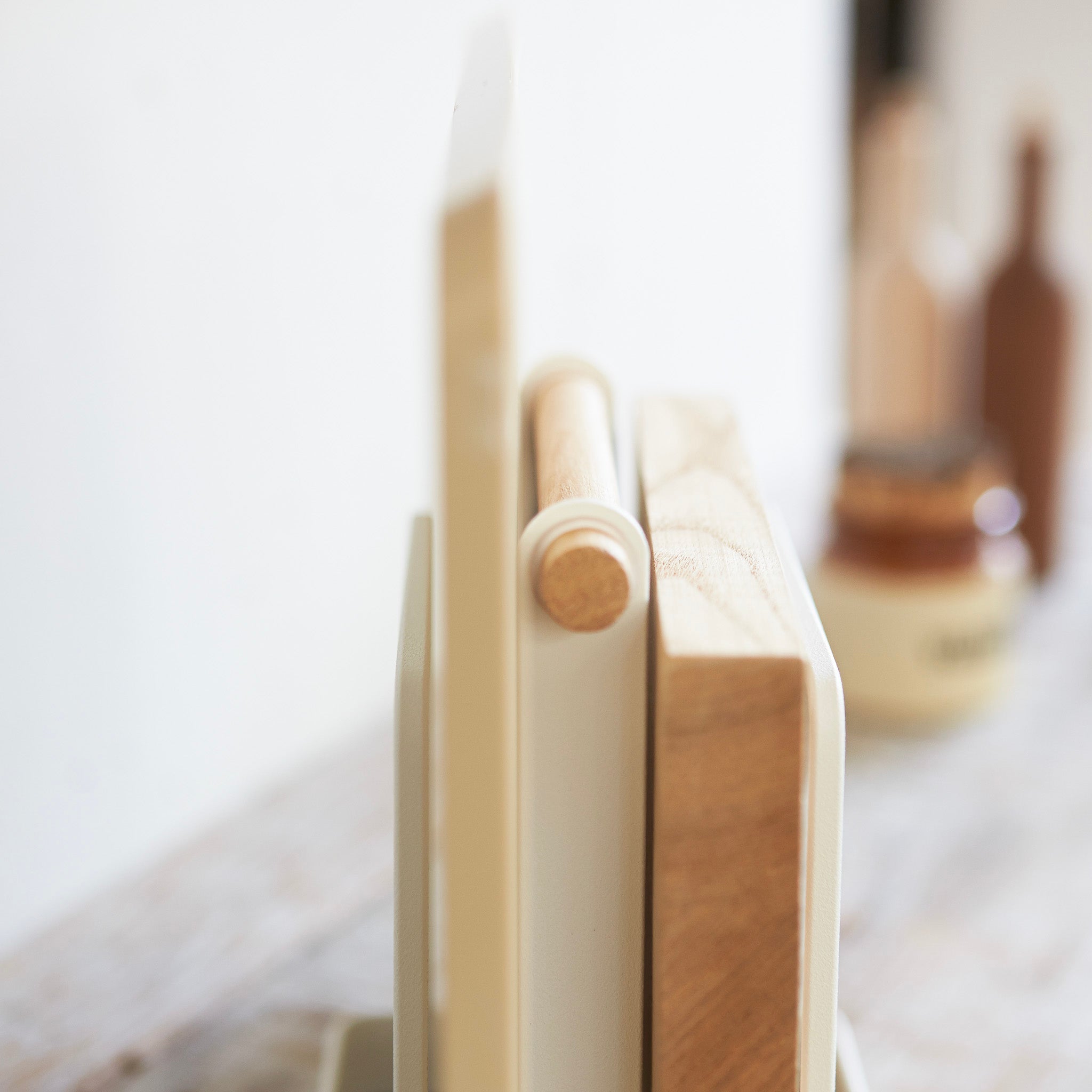 Cutting Board Stand