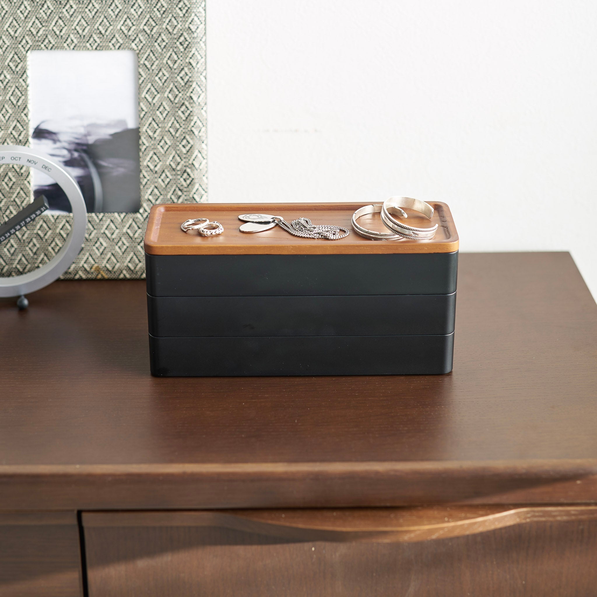 3-Tiered Slim Accessory Box