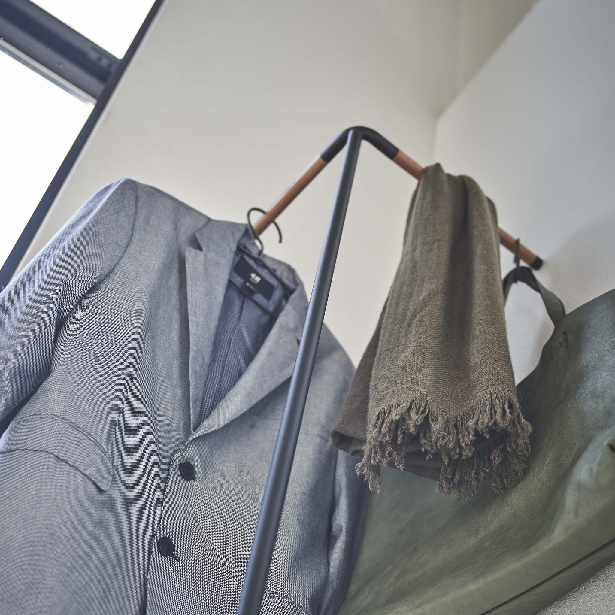 Leaning Corner Coat Rack