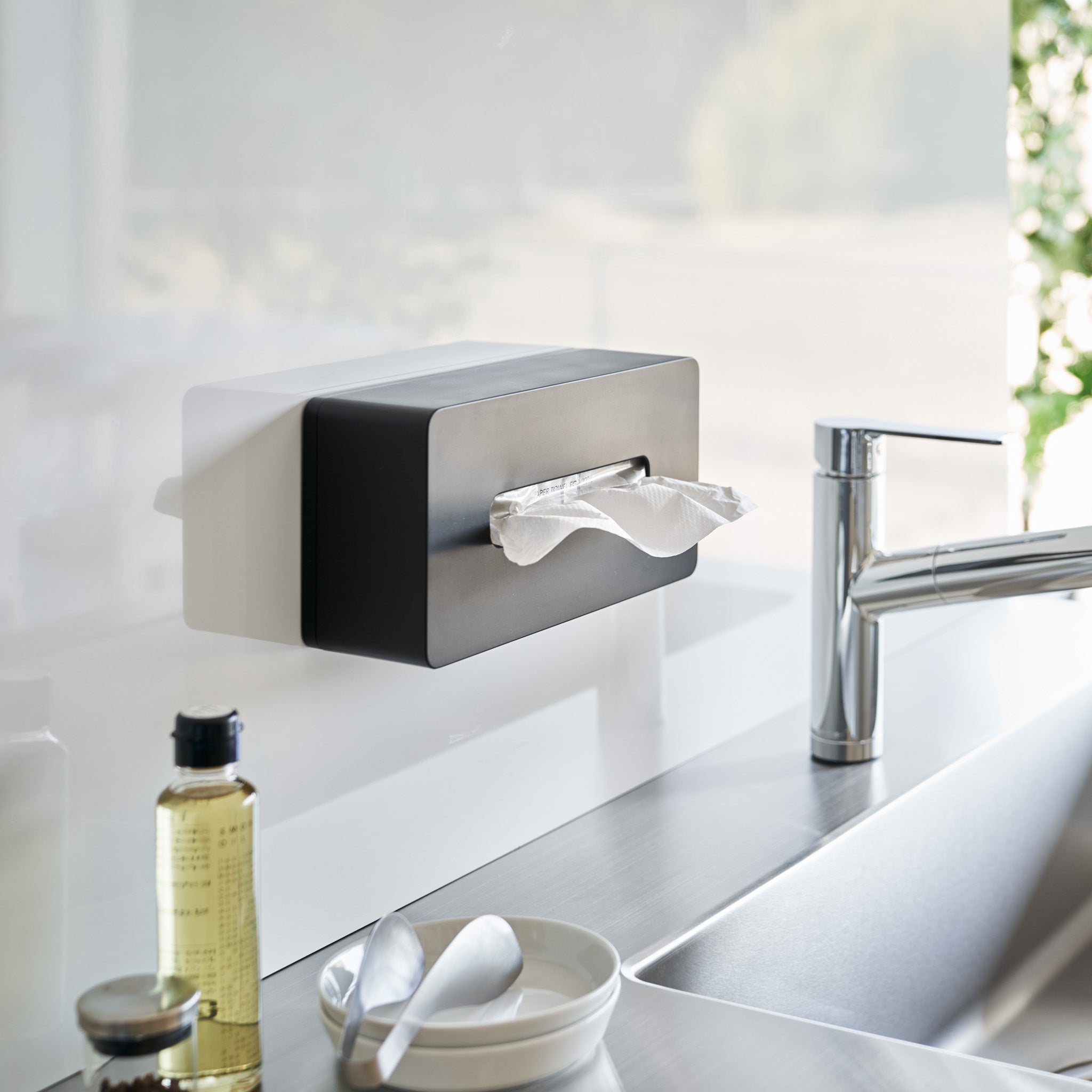 Film Hook Tissue Case