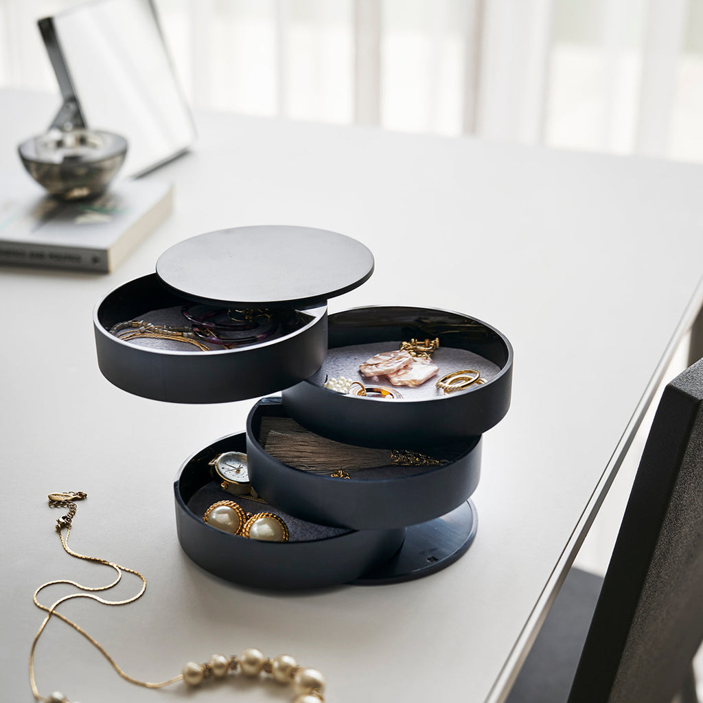 4-Tiered Accessory Box