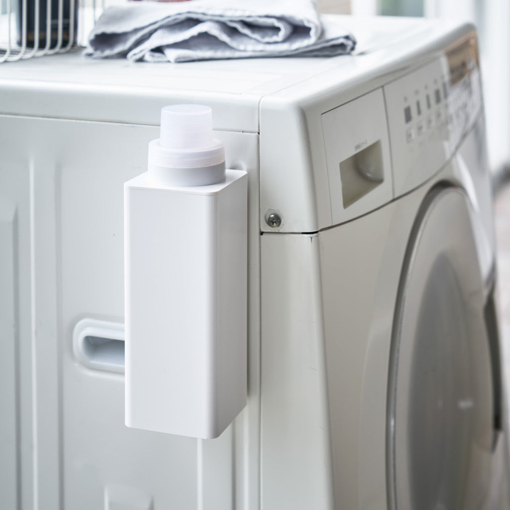 Magnetic Laundry Bottle