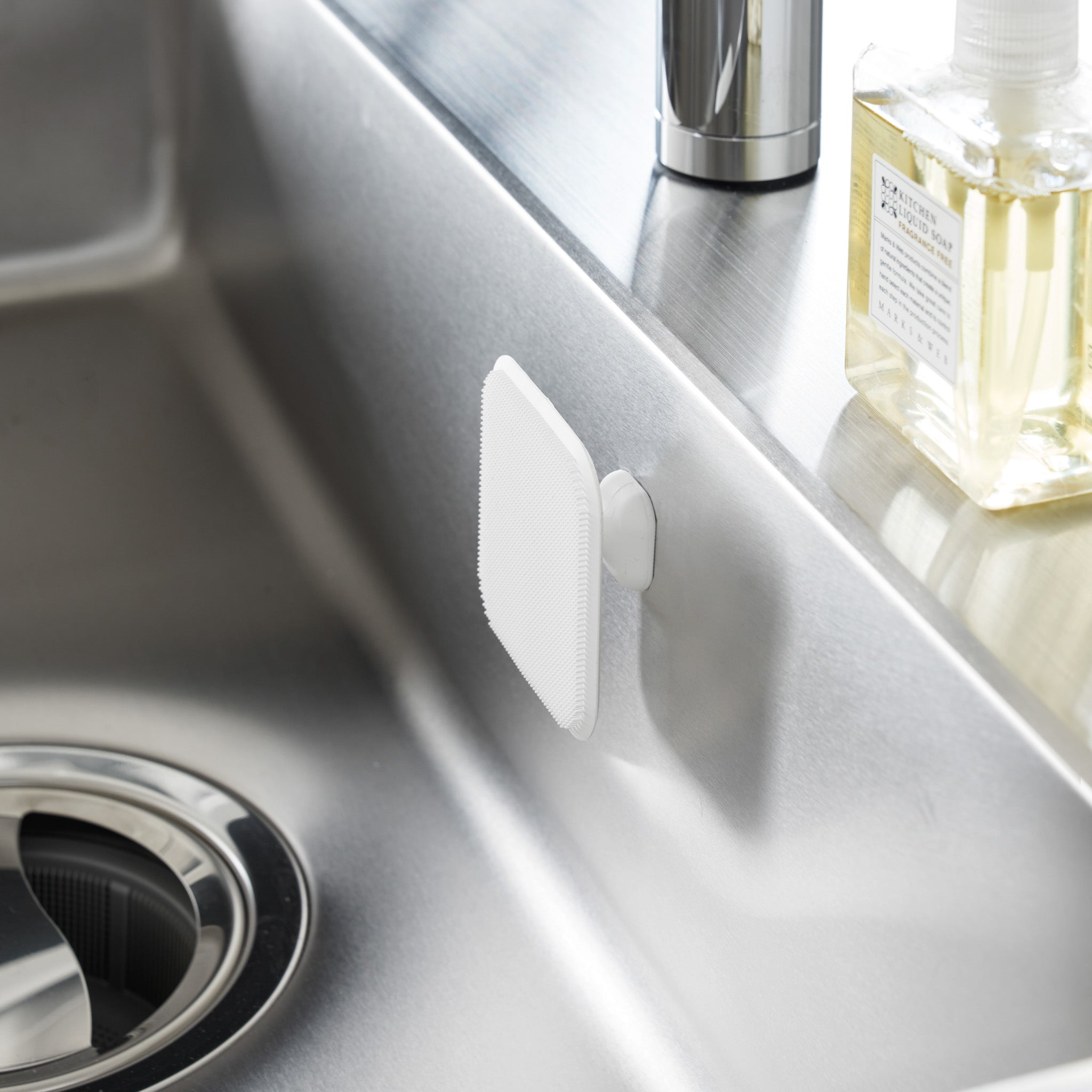 Magnetic Silicone Sponge