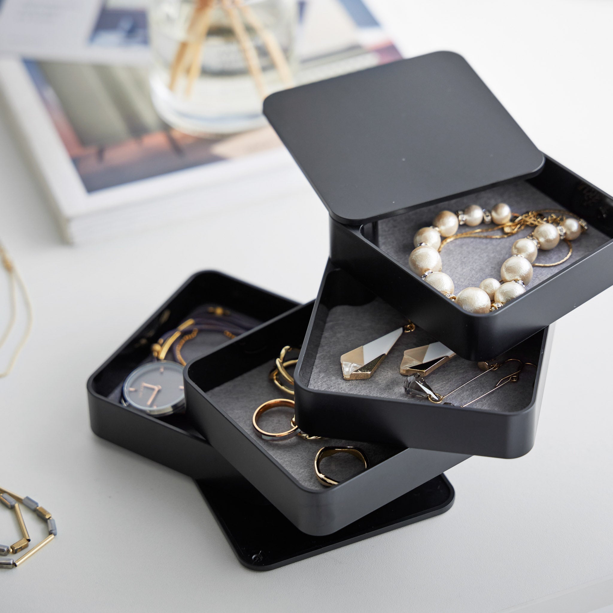 4-Tiered Accessory Box Square