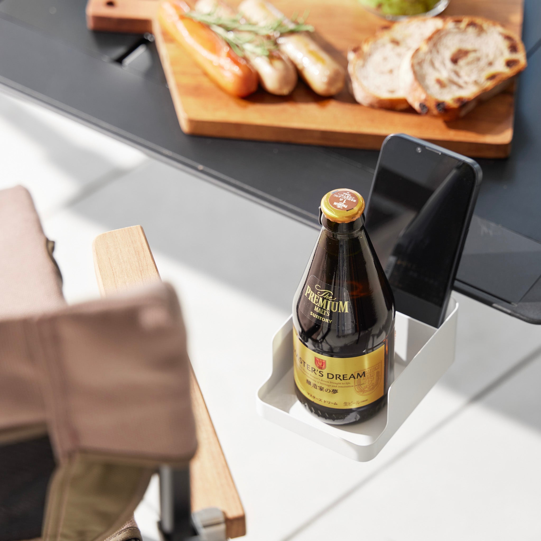 Tableside Smartphone & Cup Holder