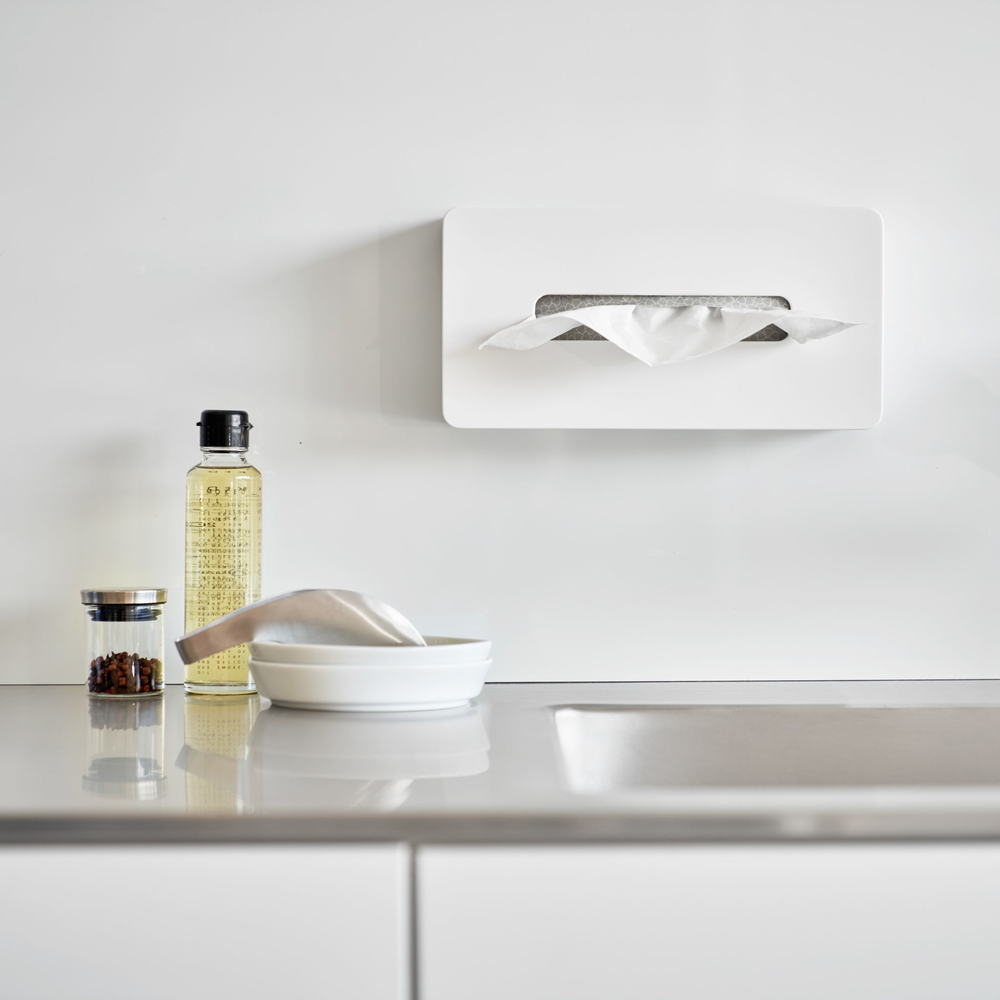 Film Hook Tissue Case