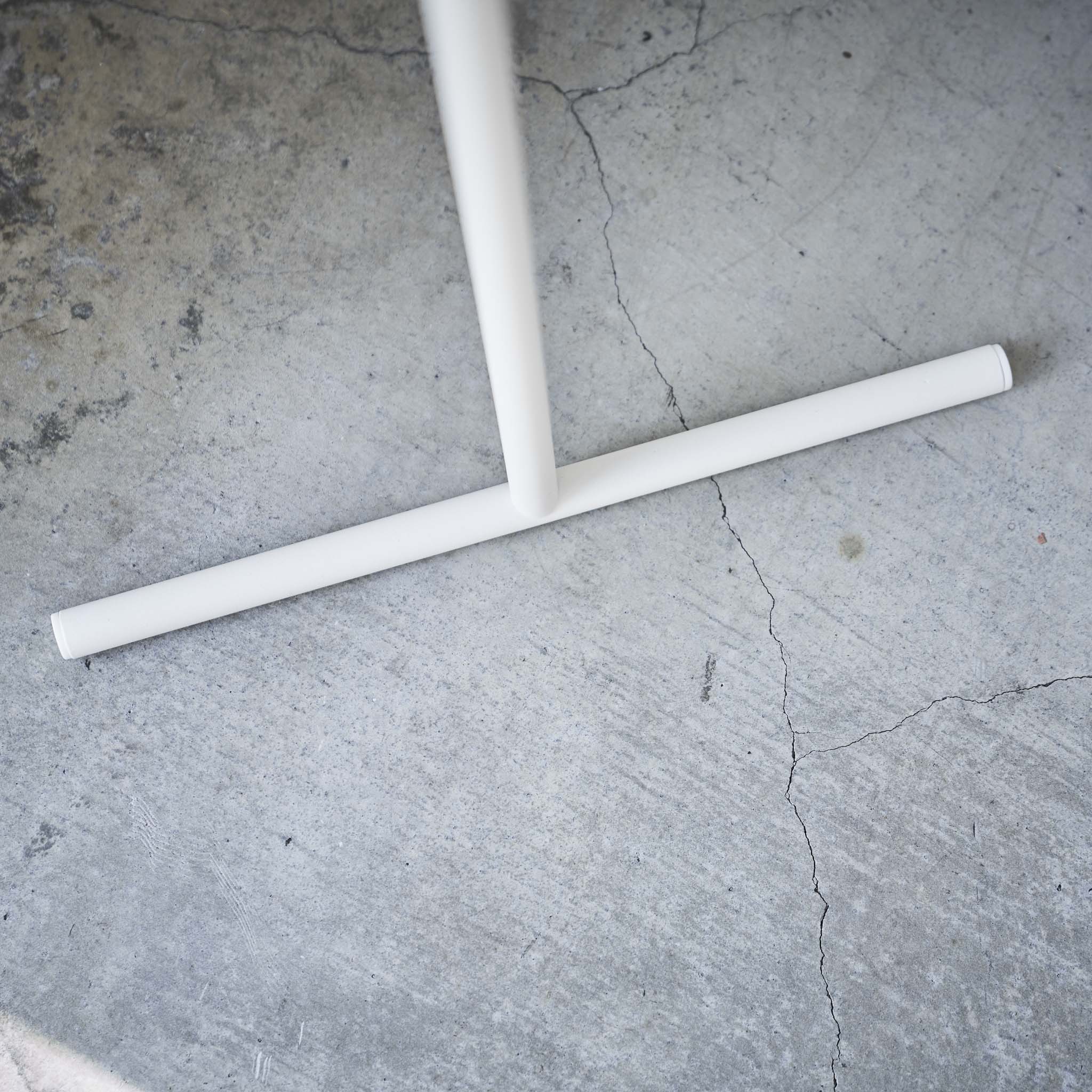 Leaning Corner Coat Rack