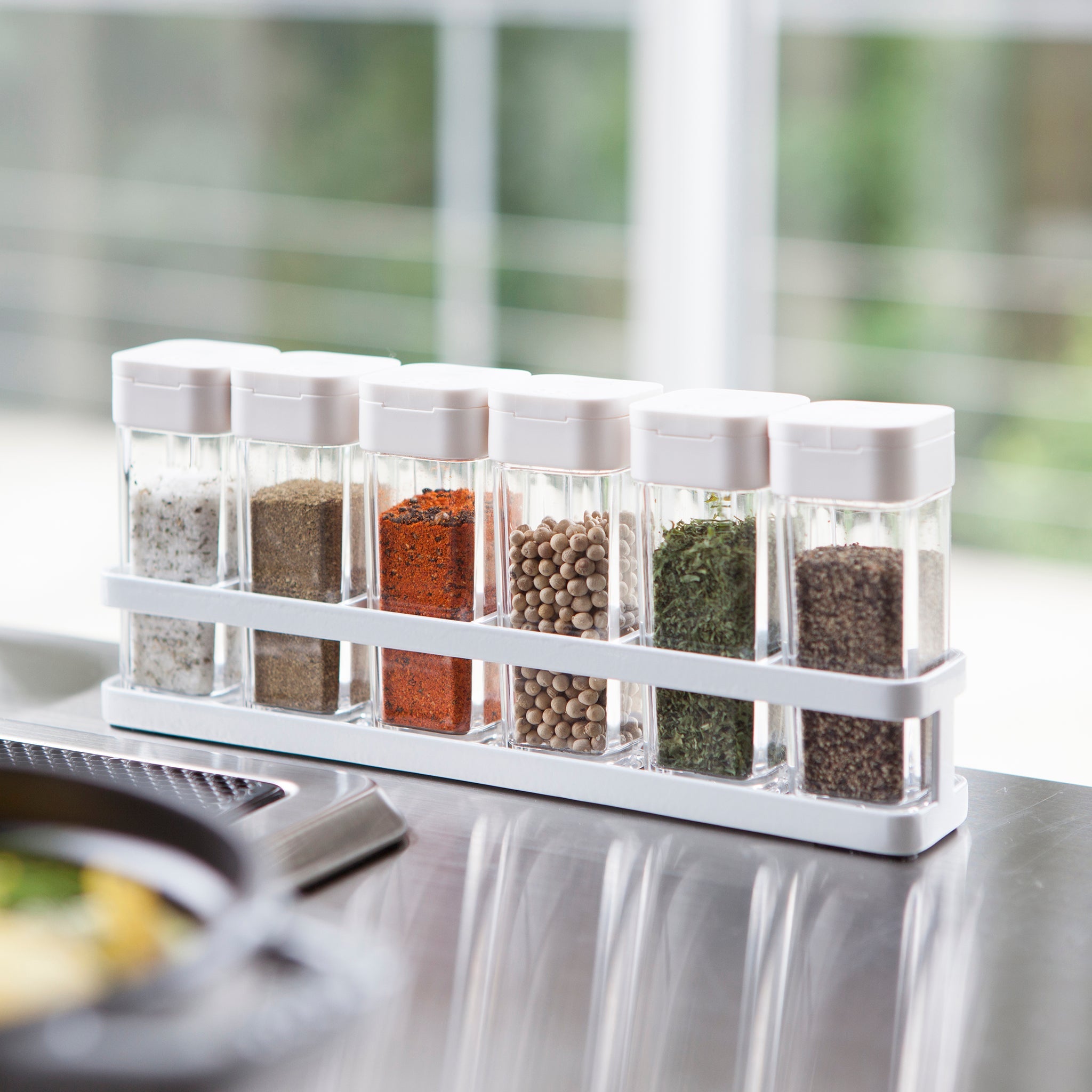 Spice Bottles (Set of 6) & Rack