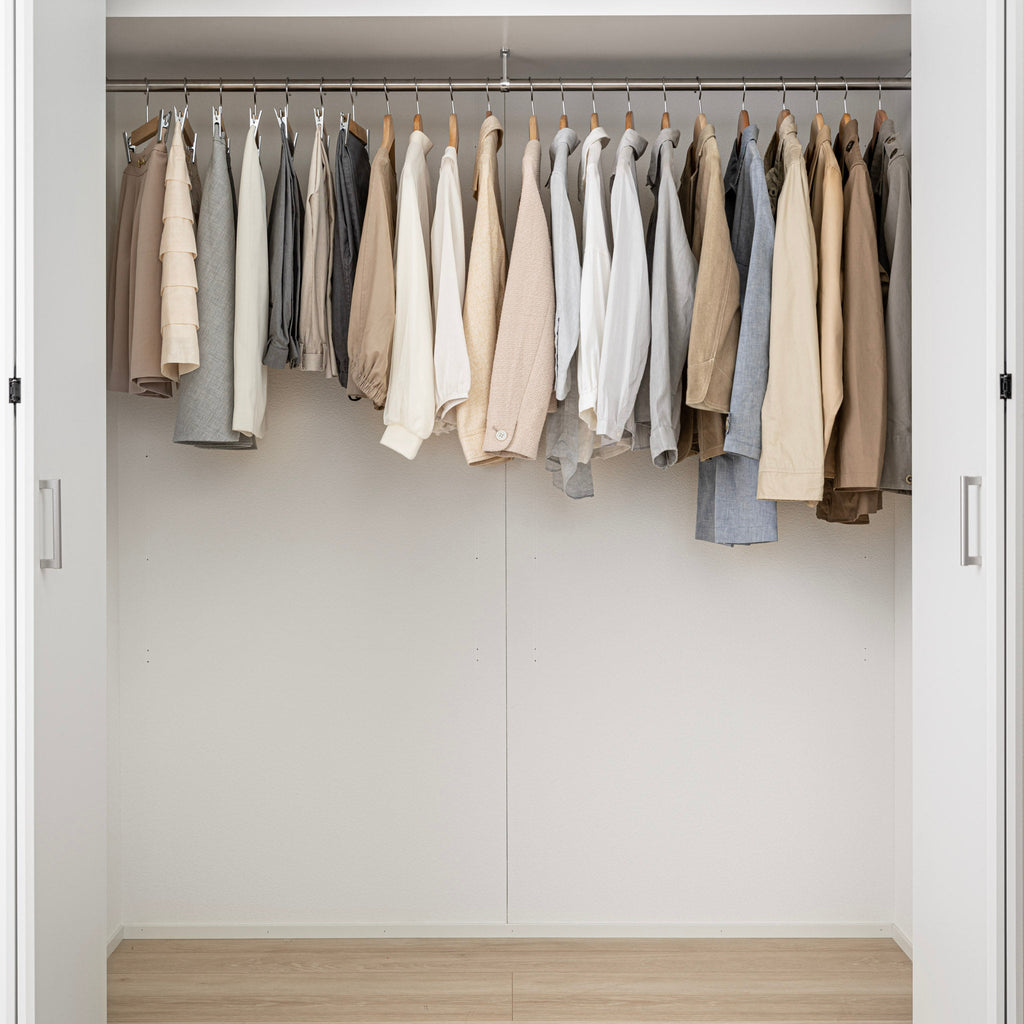 2-Tiered Extendable Closet Rack