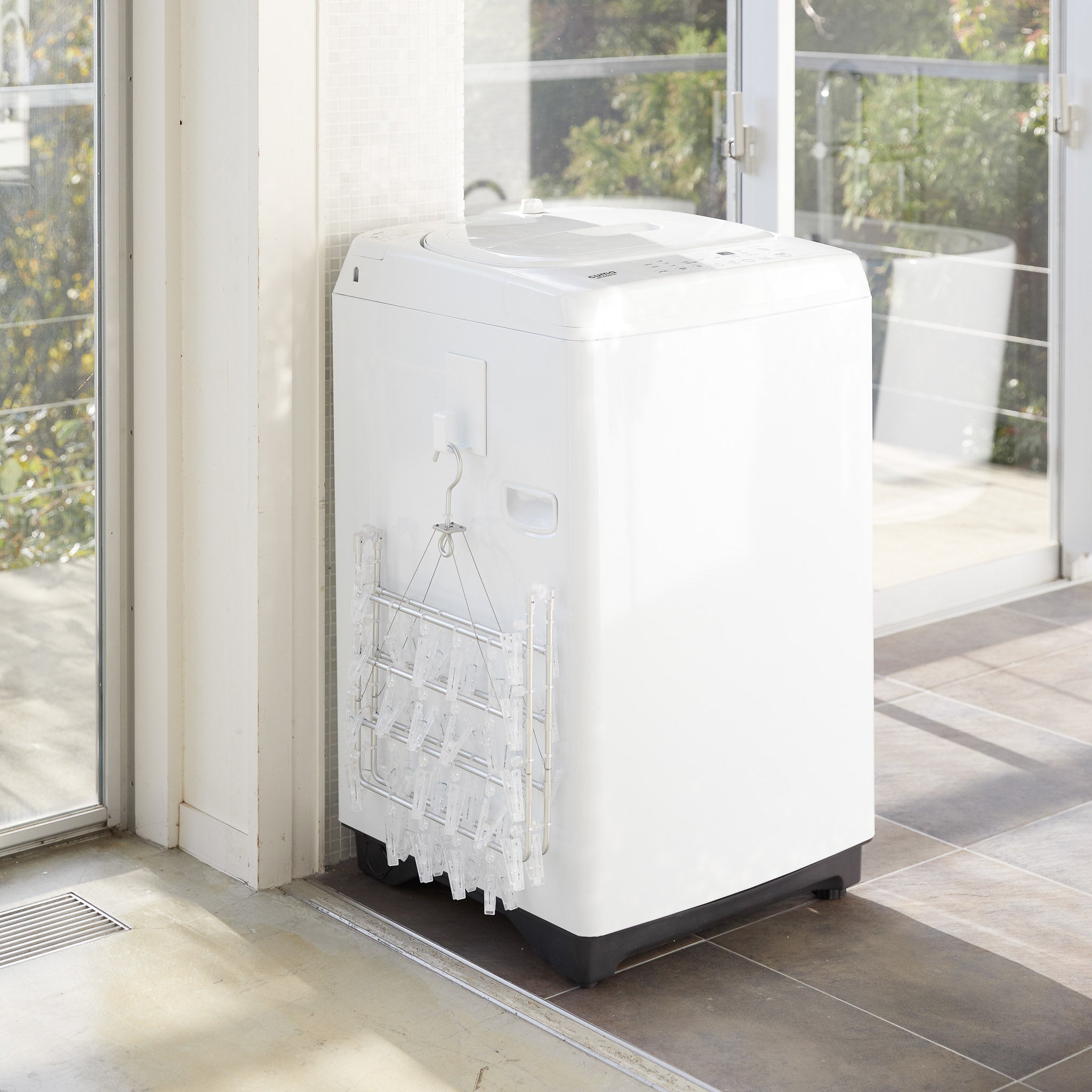 Magnetic Laundry Basket Hook