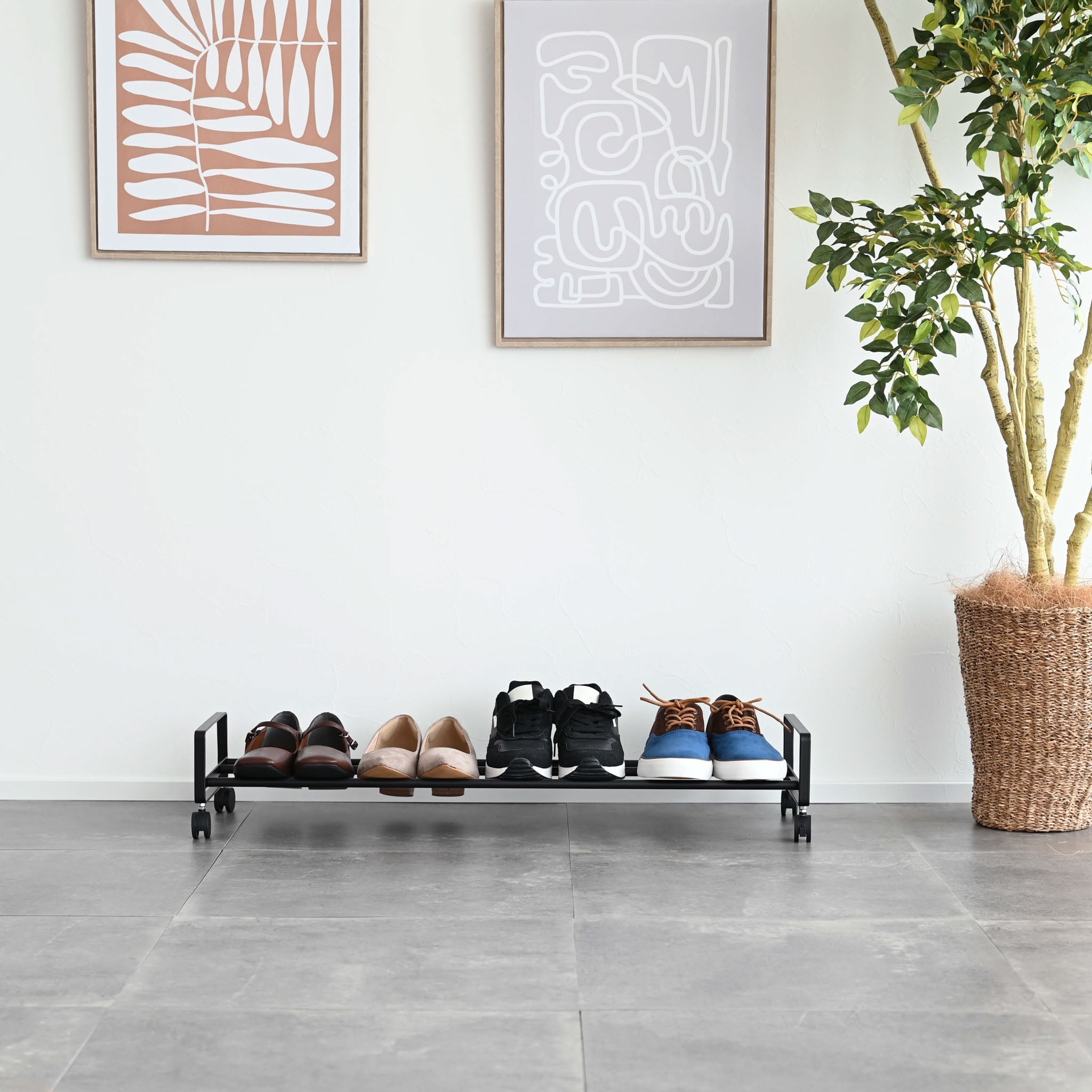 Shoe Rack with Casters