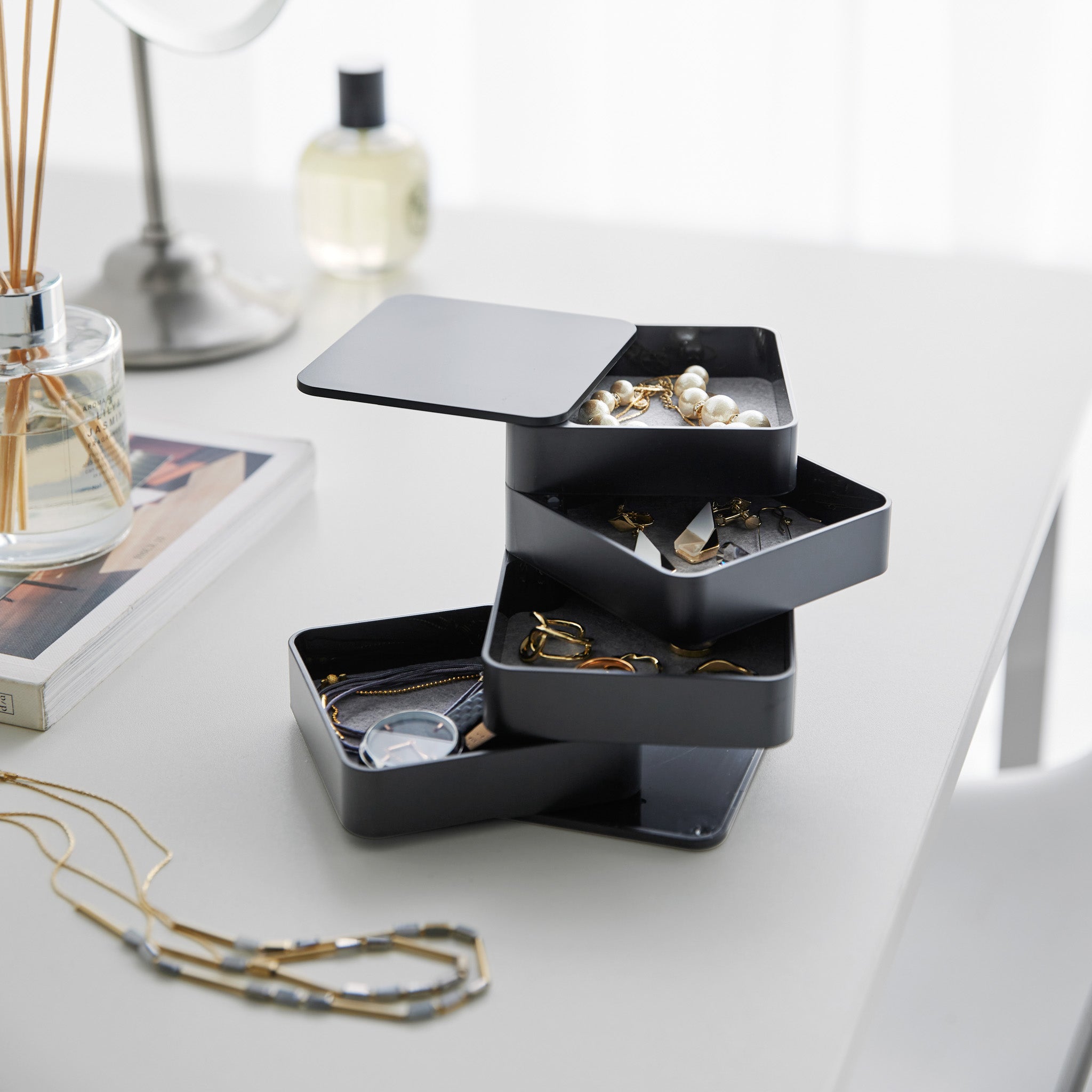 4-Tiered Accessory Box Square