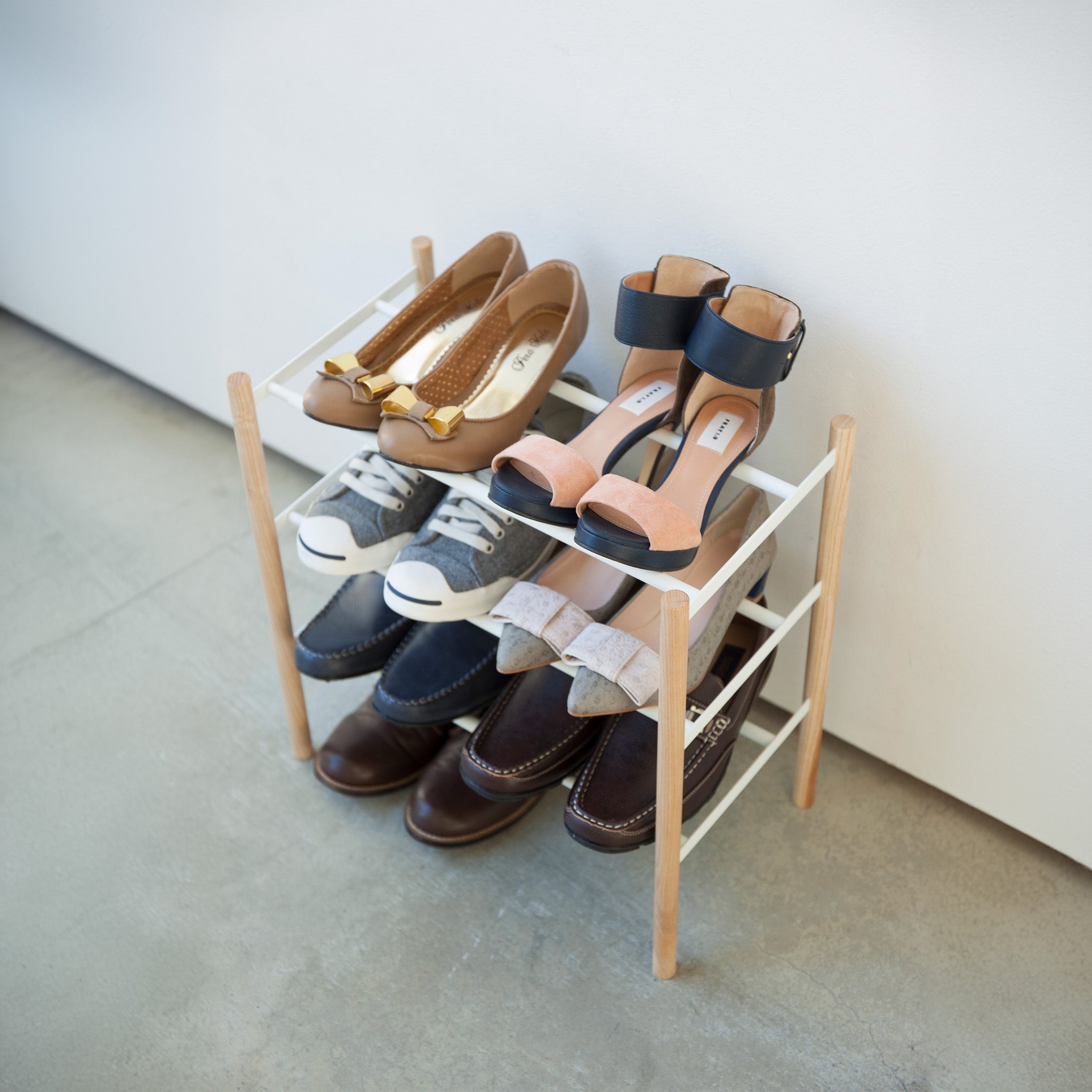 3-Tiered Extendable Shoe Rack