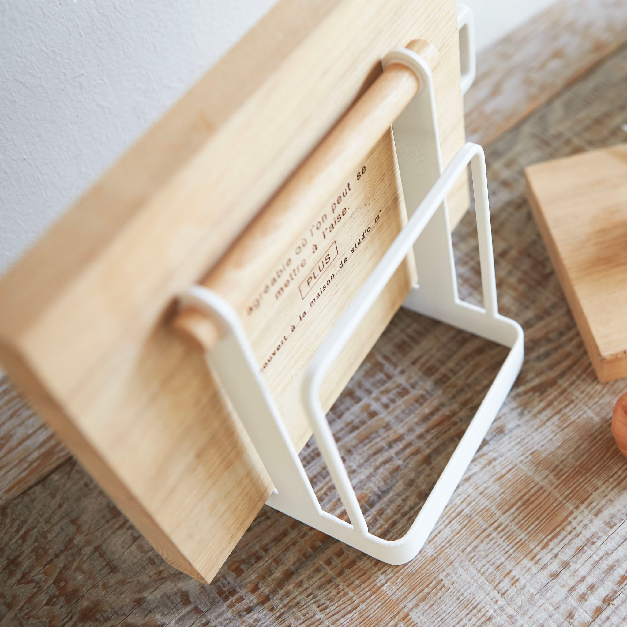 Cutting Board Stand