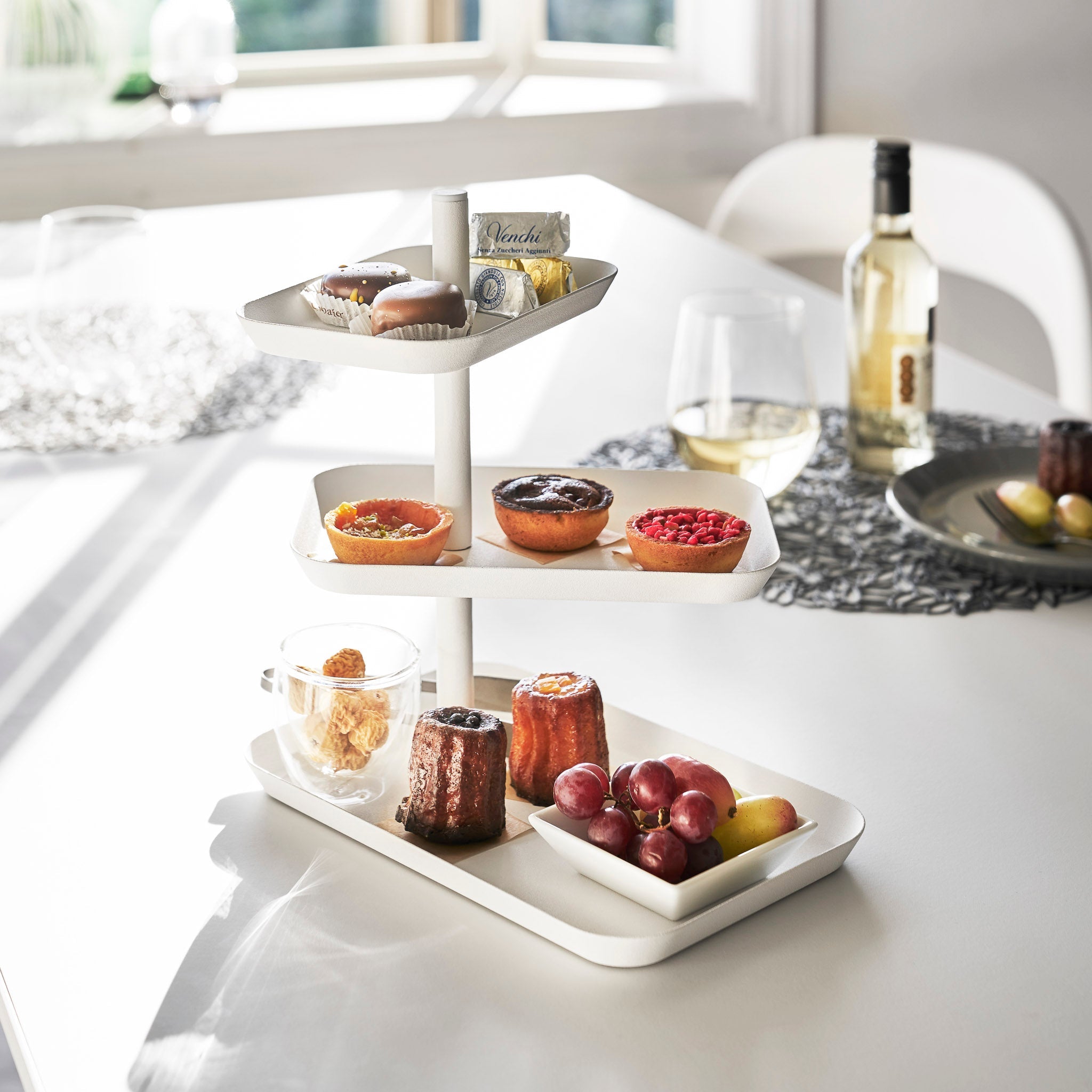 3-Tiered Serving Stand with Rotatable Trays