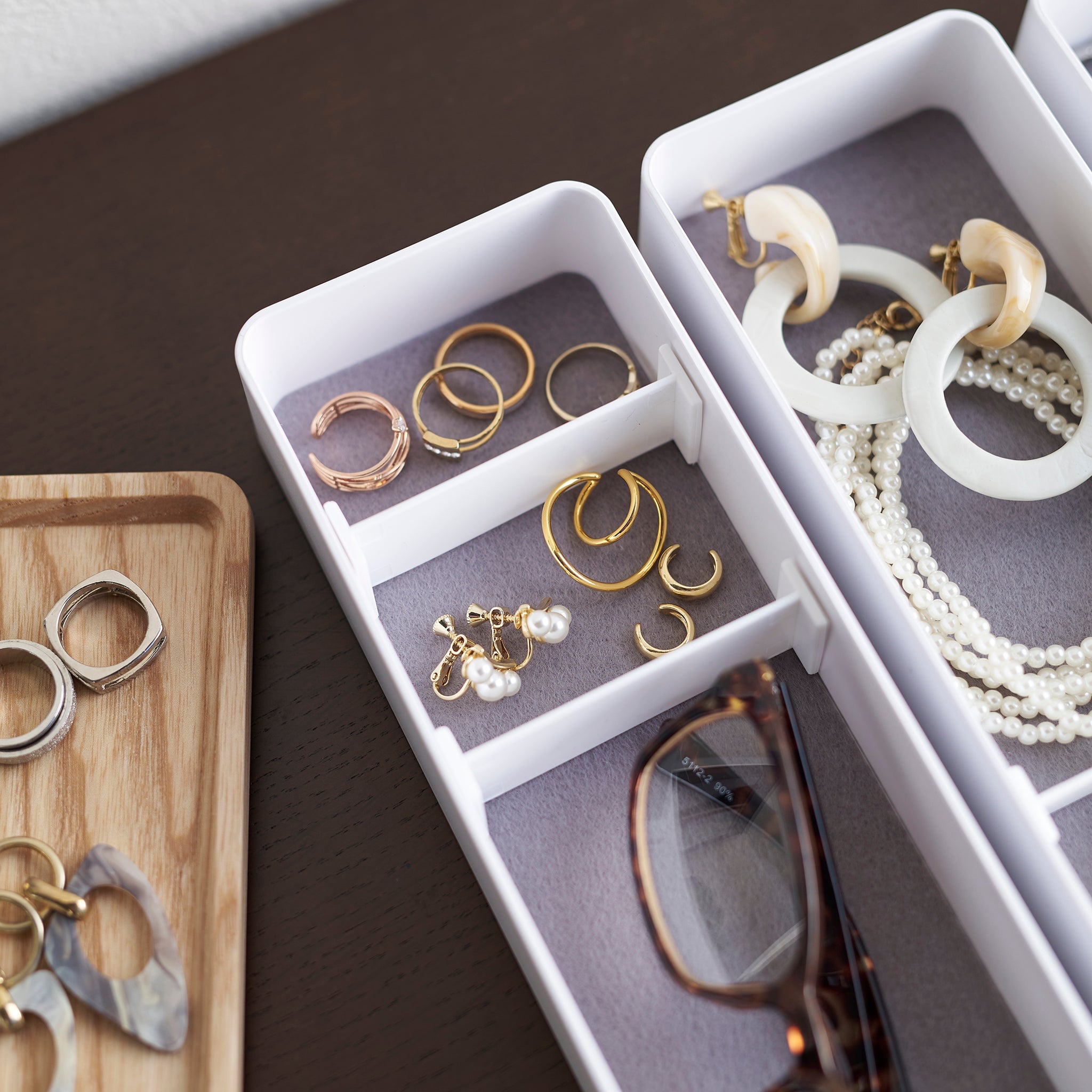 3-Tiered Slim Accessory Box