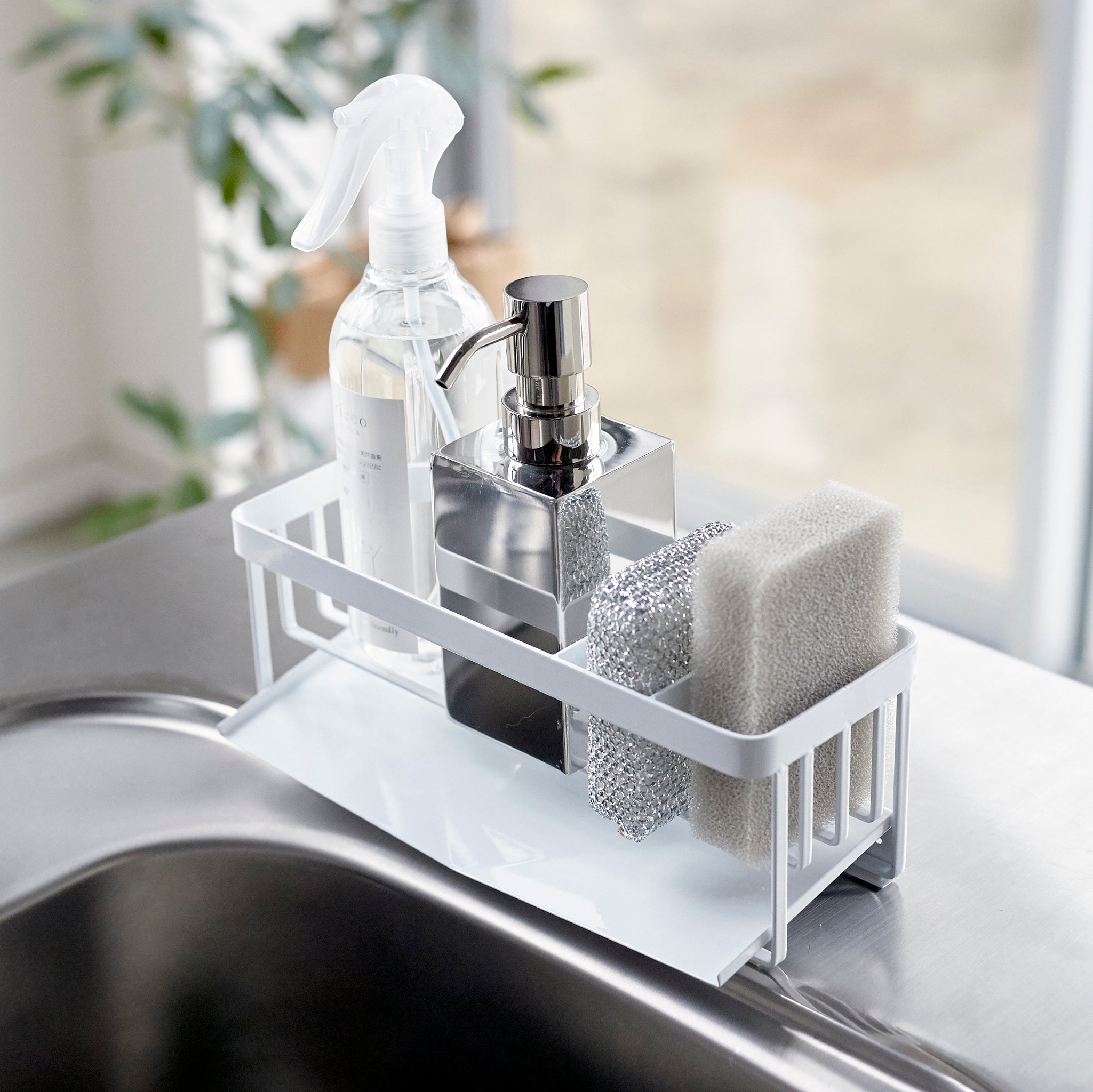 Sponge & Bottle Holder with Drainer